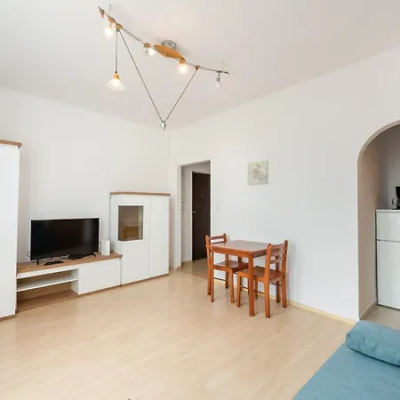 Plac Wilsona Euphony By Bookinghost *